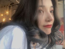 -罗亚帝·NASHOW纳秀形象设计
