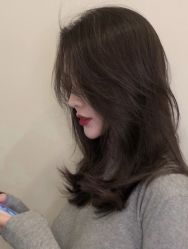 -BULB STUDIO 巴柏明星发型工作室