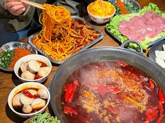 -萍姐火锅·公路夜市(武汉首店)