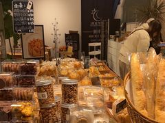 -玥儿弯弯手作烘焙(中海国际社区御城店)