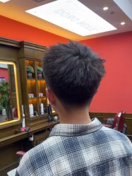 -贝勒爷专业男发