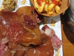 -HUZI虎滋精酿餐吧(京西大悦城店)