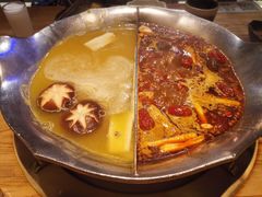 台式麻辣锅-湊湊火锅·茶憩(杭州湖滨银泰in77店)