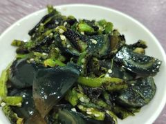 -卢六川汤肉(南方花园店)