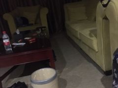 -嘉洲酒店(梅州梅县机场店)