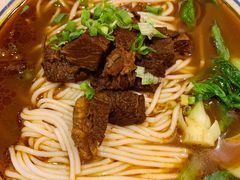 -霸蛮湖南菜·牛肉粉(荣京西街店)