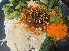 -芸山季·云南野生菌火锅(人民广场来福士店)