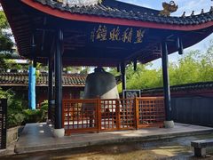 -峨眉山报国寺