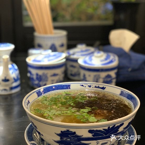 沐府小馄饨(关虎屯生活广场店)