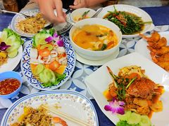 -Jungle Kitchen