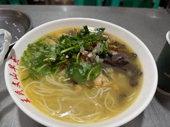 -文山荷鲜居(翠湖店)