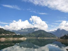 -硗碛藏寨·神木垒景区