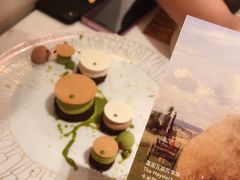 -théATRE 茶聚场(王府中環店)