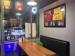 -京狮炙燥·精酿烧烤(首经贸店)