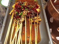-沪小二炭火蛙锅(淮海中路美食不夜城店)