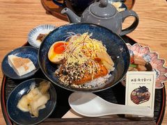 -啢啢茶寮(芳华横街店)