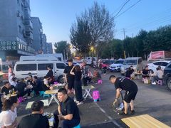 -劳动公园新疆人烤腰子