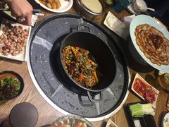 -三人行骨头王火锅(长寿店)
