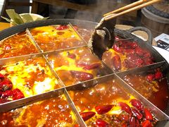 -白乐天毛肚火锅馆(南滨路店)