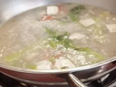 -老石黑山羊毛驴肉火锅(金凯广场店)