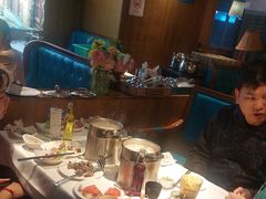 -领鲜活海鲜榴莲自助火锅(东门店)