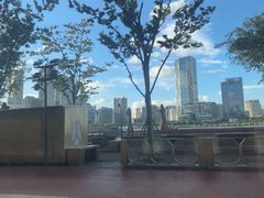 -蟹家大院 · 独揽江景(滨江店)