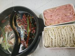 -钢管厂五区小郡肝串串香(奥克斯广场锦城万达店)