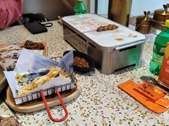 -小董哥烤串·爆汁大油边(故宫店)
