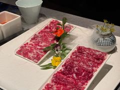 -左庭右院鲜牛肉火锅黑金店(陆家嘴中心店)
