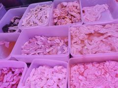 -周良天山牛杂城(天山路总店)