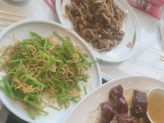 茼蒿梗炒银鱼干-常兴记广东小厨(浦东路店)