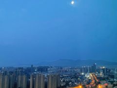 -锦厨国际自助餐厅 · 云端景观 (昆明索菲特大酒店)