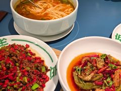 -一坐一忘云南菜(嘉里中心店)
