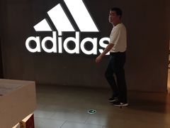 -百联临沂购物中心(临沂路店)