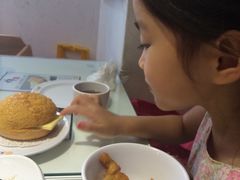 -新大咀港式茶餐厅(宝山万达店)