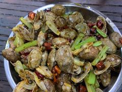 隔壁店的辣炒花蛤-清真·马峰烤肉(小学习北巷店)