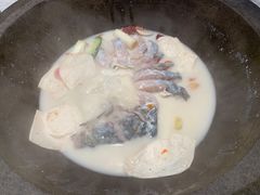 鲜潭蒸汽石锅江团鱼-鲜潭蒸汽石锅鱼(五道口购物中心店)
