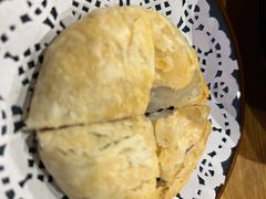 现烤鲜花饼-麦麦山云南菜(复地活力城店)