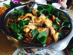 -杨林闻老三酸菜鱼(总店)