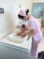 -金鹰国际月子中心(新街口店)
