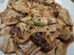 -壹阁胡羊焖饼(特色小吃街店)