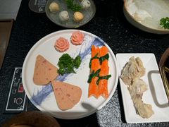 -得意咚瓜·顺德鱼生·冬瓜火锅(深圳首店)