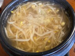 豆芽汤-第二外国语学院-韩国餐厅(朝阳路店)