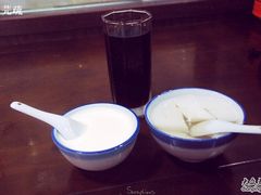 宫廷奶酪&nbsp;桂花酸梅汤&nbsp;杏仁豆腐-奶酪魏(牛街总店)