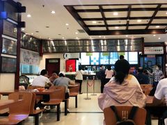 大堂-龙抄手(春熙路总店)