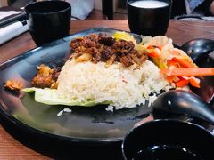 -陈老斯呼尔嗨吃烧烤(科巷店)