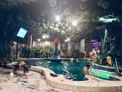 -泉城欧乐堡戏水湾艺术养生温泉