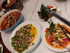 -万重锦·人文川菜馆(骡马市店)