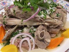 羊腿肉羊排-新粤新疆菜清真餐厅(拱北店)