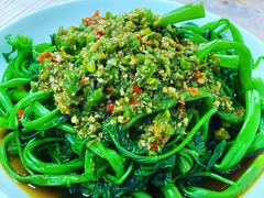 剁椒藤菜-洪霞餐馆